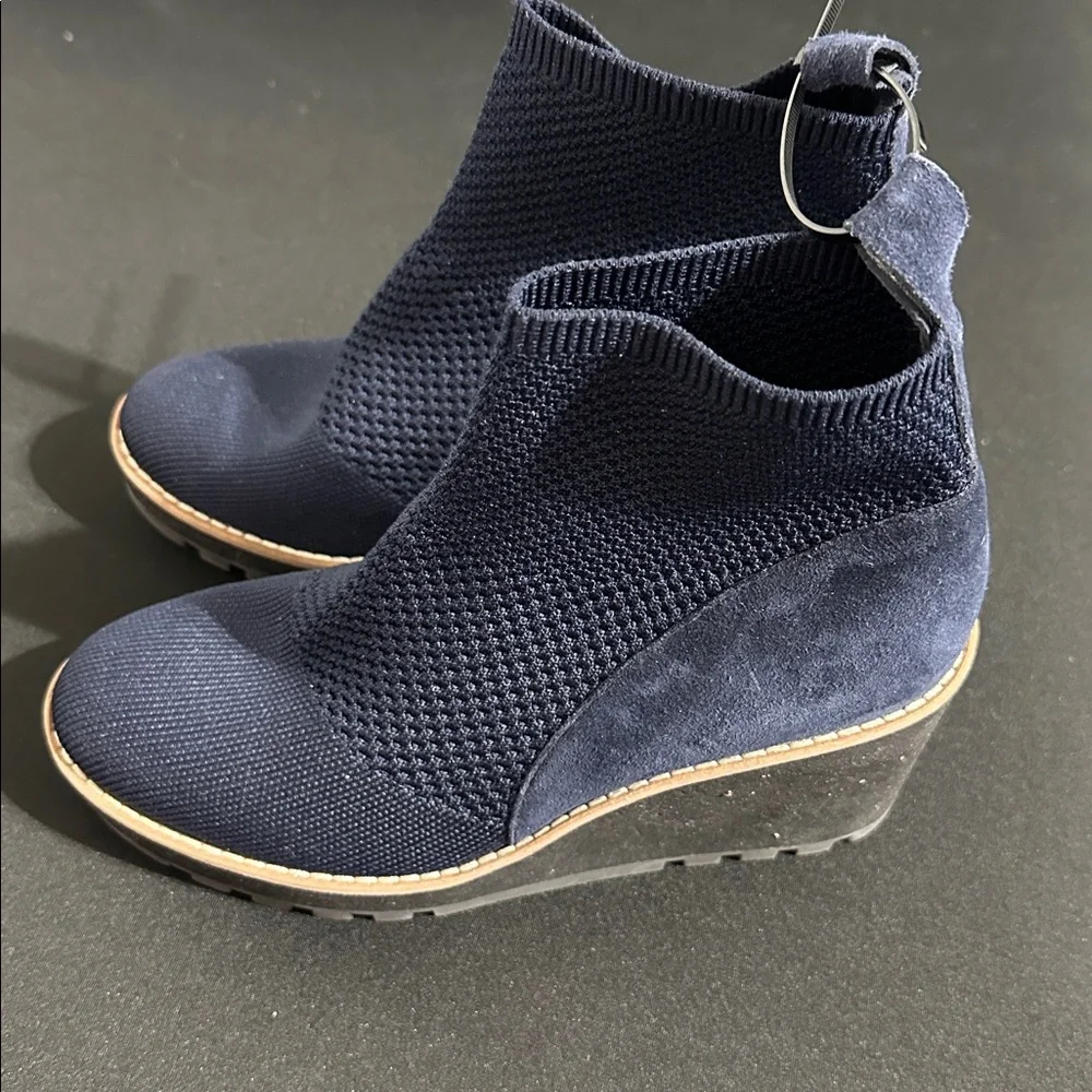 Eileen Fisher Quill Rye Bootie‎